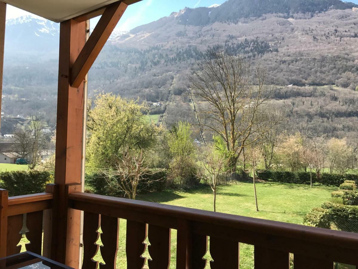 Appartement Tt Confort Au Coeur Des Montagnes Avec Vue Sur Les Montagnes Wifi Luz-Saint-Sauveur Kültér fotó